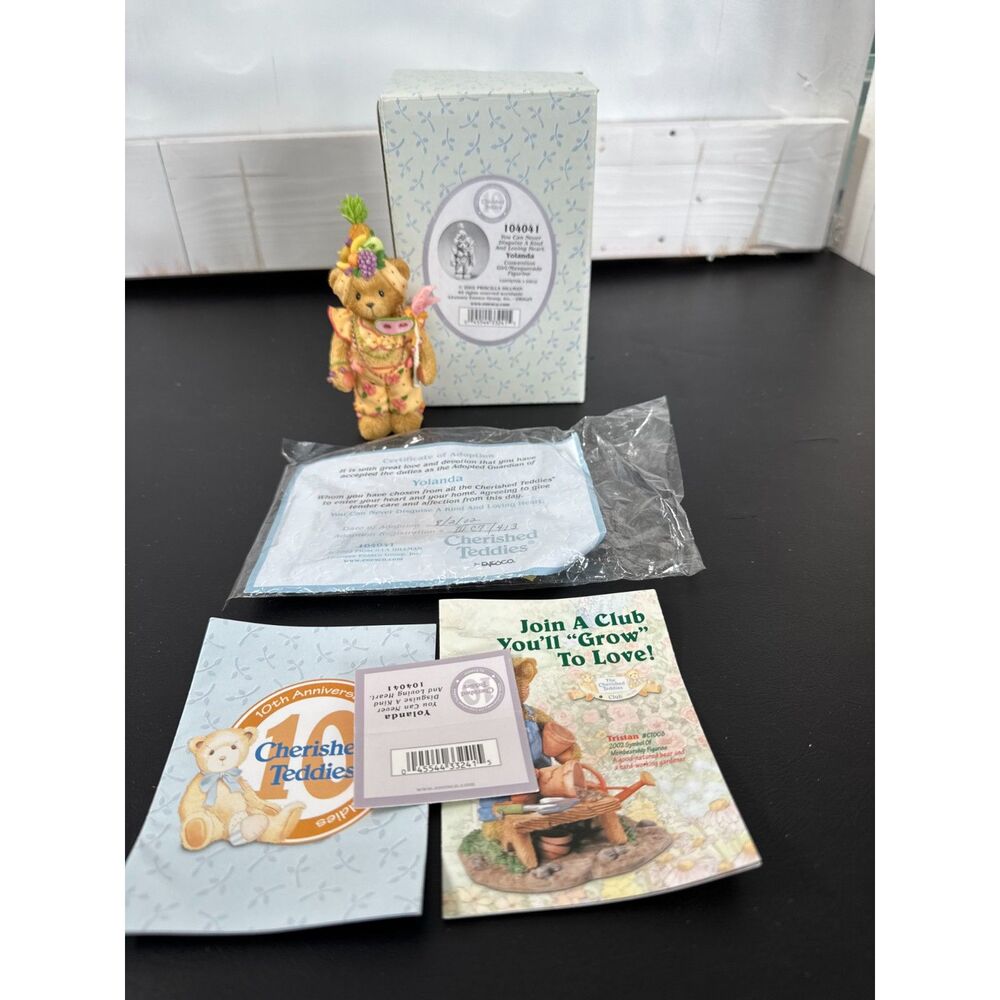 Cherished Teddie 104041 "You Can Never Disguise A Kind And Loving Heart" Yolanda